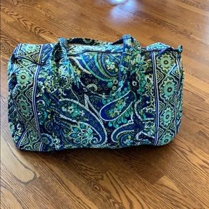 Vera Bradley travel bag